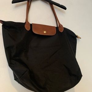 - Black Nylon Le Pliage Tote Bag (Longchamp)
